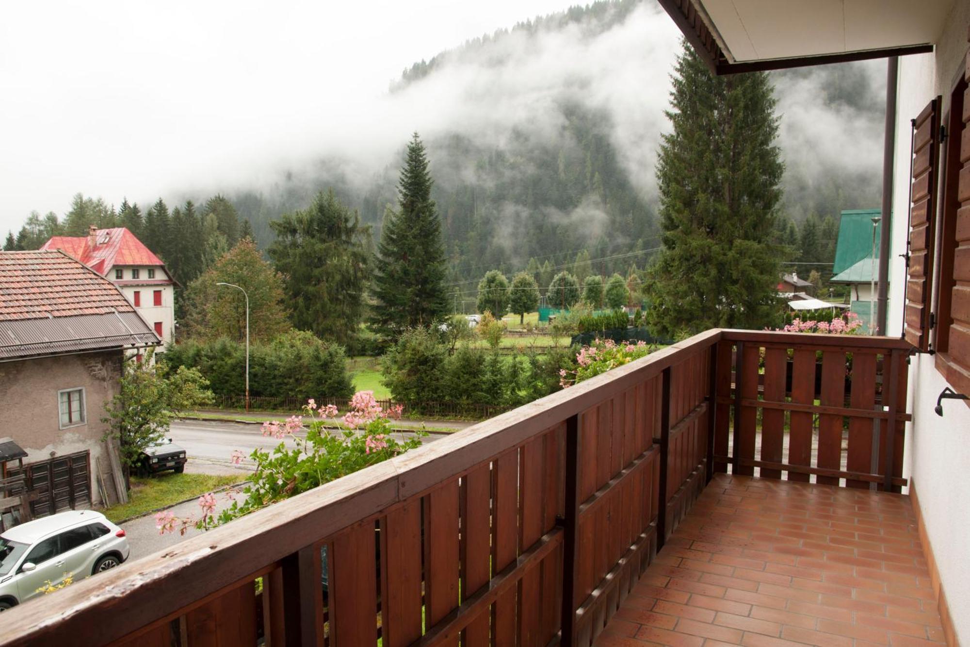 Bed and Breakfast Garni Mariolina Falcade Exteriér fotografie