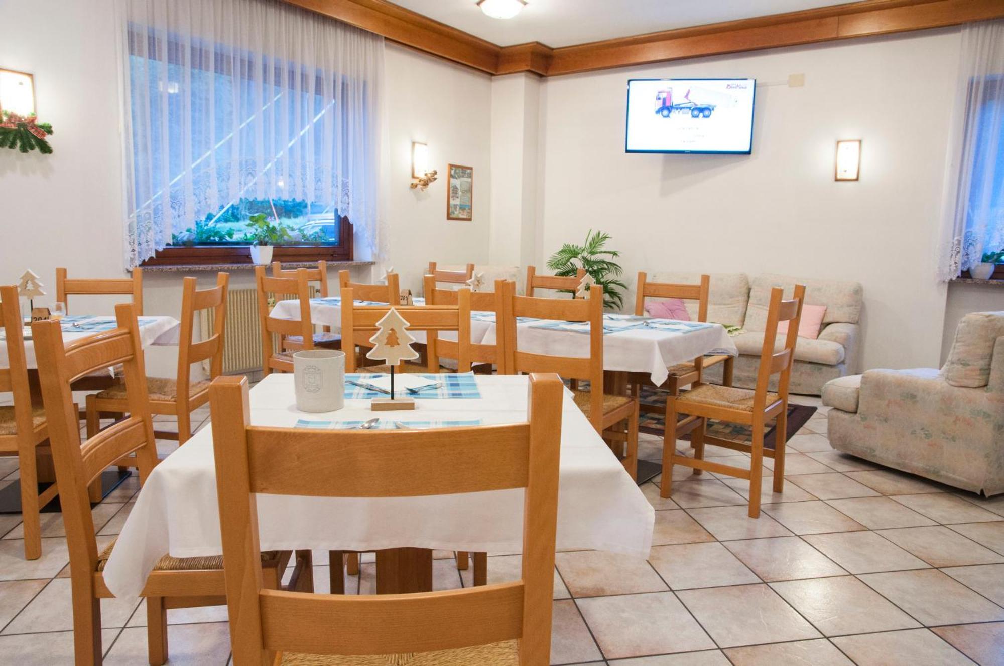 Bed and Breakfast Garni Mariolina Falcade Exteriér fotografie